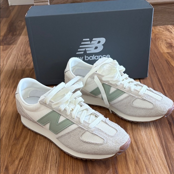 New Balance Shoes - New Balance 471 NWT